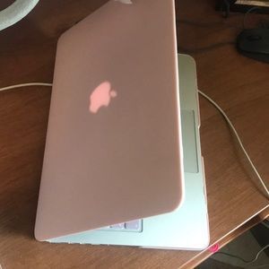 BRAND NEW TOP CASE MacBook Pro 13in Laptop Case